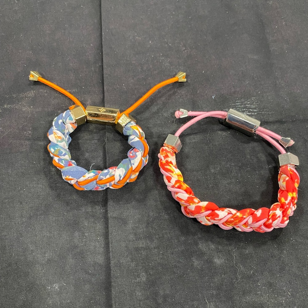 Pair of bracelets (B114)